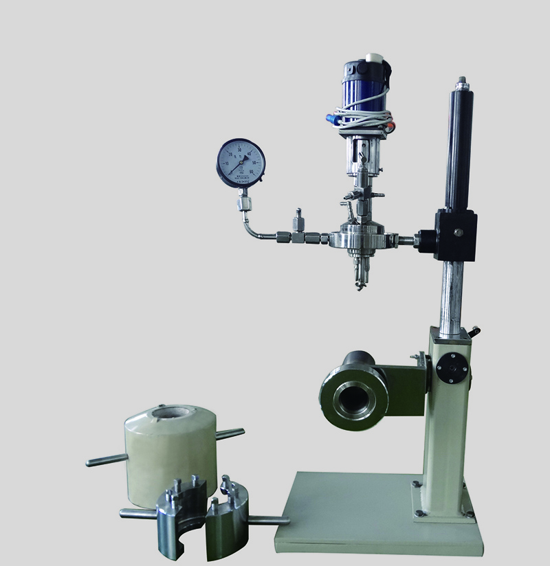 江蘇CJK型快開反應(yīng)釜（開啟狀態(tài)）